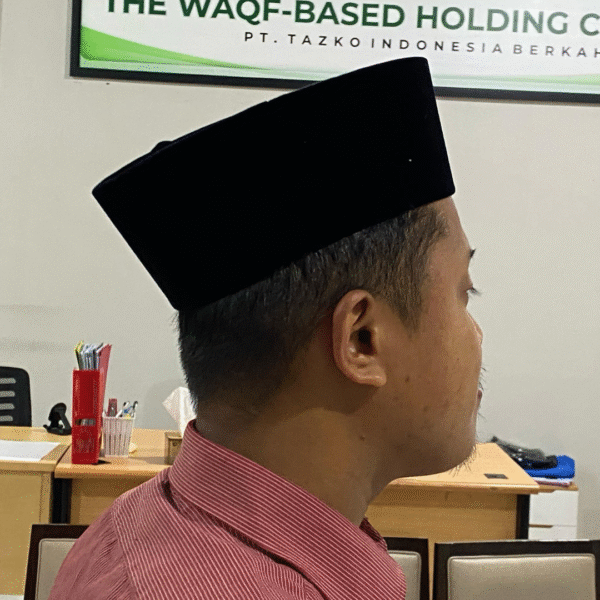Peci Tazko - Peci Hitam